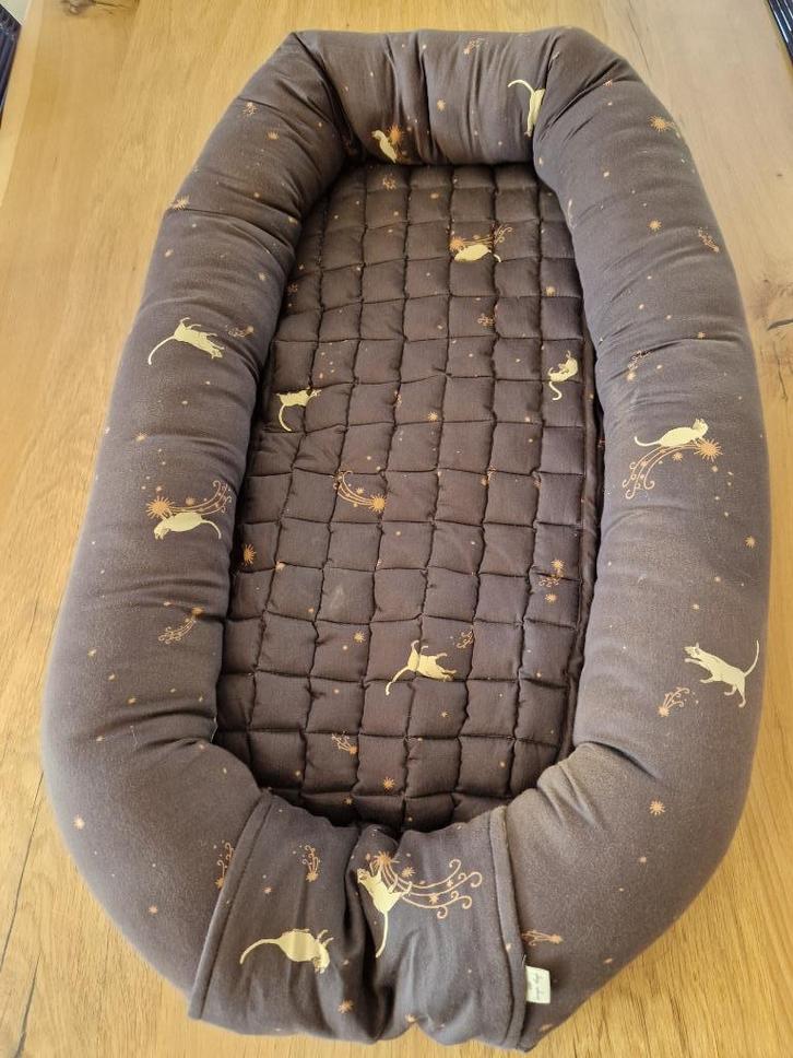 Babynestje met kattenprint Konges Slojd, Kinderen en Baby's, Babywiegjes en Ledikanten, Gebruikt, Overige typen, Ophalen