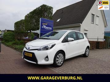 Toyota Yaris 1.5 Full Hybrid Aspiration (Achteruitrijcamera, beschikbaar voor biedingen
