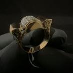 Antieke Jugendstil Dames ring geel goud, 18 kt met 0.72 ct, 18 tot 19, Goud, Met edelsteen, Ophalen of Verzenden