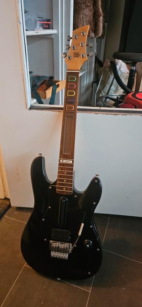 Logitech Playstation 3 Gitaar (zonder dongle), Muziek en Instrumenten, Snaarinstrumenten | Gitaren | Elektrisch, Ophalen of Verzenden