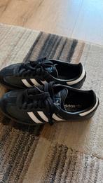 Gedragen Adidas Samba - Andere kleur gezocht, Kleding | Heren, Schoenen, Ophalen of Verzenden, Gedragen, Zwart, Sneakers of Gympen