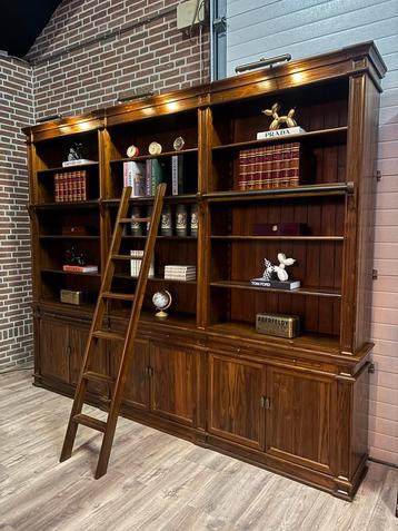 Bibliotheekkast - Boekenkast - ladder - massief eikenhout beschikbaar voor biedingen