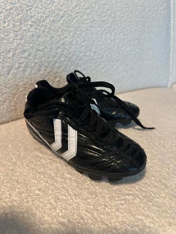 Hummel Voetbalschoenen Maat 30 beschikbaar voor biedingen