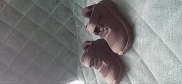 Baby nike schoentjes nieuw beschikbaar voor biedingen