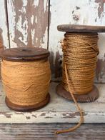 Grote oude klossen goudkleurig draad/touw, Antiek en Kunst, Ophalen of Verzenden