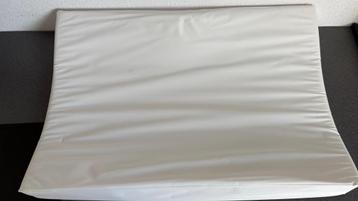 TE KOOP: aankleedkussen voor baby’s beschikbaar voor biedingen