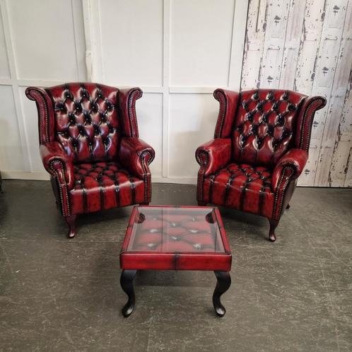 Chesterfield fauteuil set antiek rood, Nieuw + bijzettafel, Antiek en Kunst, Antiek | Meubels | Stoelen en Banken, Ophalen of Verzenden