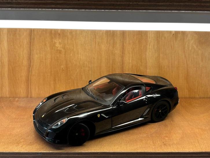1/18 Ferrari 599 GTO zwart Hothweels Elite, Hobby en Vrije tijd, Modelauto's | 1:18, Zo goed als nieuw, Auto, Hot Wheels, Ophalen of Verzenden