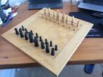 Groot houten schaakbord (49 x 49 cm) met houten stukken, Hobby en Vrije tijd, Een of twee spelers, Gebruikt, Ophalen of Verzenden