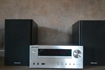 pioneer X-HM32V (dvd/cd/usb speler) + 2x S-HM31(boxen) beschikbaar voor biedingen
