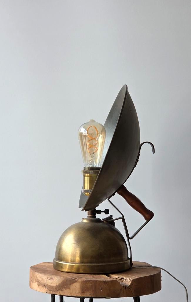 Tilley Lamp Jaren 60 - Stijlvolle Omgebouwde Lamp, Antiek en Kunst, Antiek | Lampen, Ophalen of Verzenden