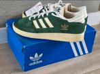 Gloednieuwe Adidas Centennial - Sneakers - Groen -maat 44/45, Ophalen of Verzenden, Zo goed als nieuw, Overige kleuren