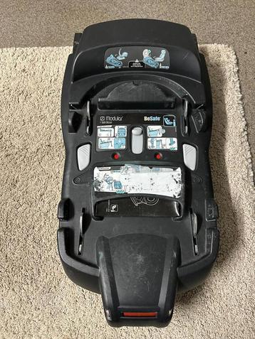 Maxi-Cosi Joolz + Isofix basis beschikbaar voor biedingen