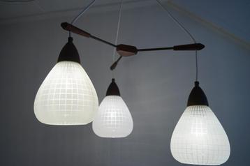 Vintage Hanglamp Teak 3x glas Mid Century '60 kroonluchter beschikbaar voor biedingen