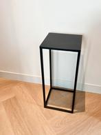 Plantentafel / zuil zwart, Huis en Inrichting, Woonaccessoires | Zuilen en Pilaren, Ophalen, Zo goed als nieuw
