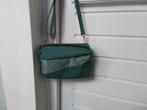 The New Bum Bag Groene Schoudertas Susan Bijl, nieuw!!, Sieraden, Tassen en Uiterlijk, Tassen | Damestassen, Verzenden, Zo goed als nieuw