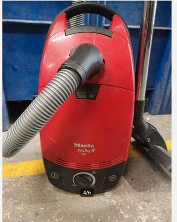 stofzuiger diverse modellen 25 euro per stuk beschikbaar voor biedingen