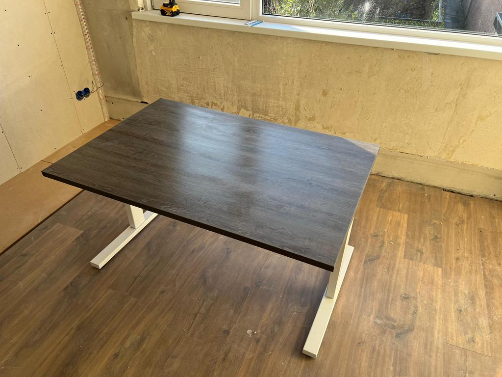 Bureau 120x80 in hoogte verstelbaar, Huis en Inrichting, Tafels | Eettafels, Ophalen, Zo goed als nieuw, Rechthoekig, 50 tot 100 cm