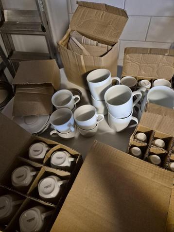 Servies Basic Nieuw niet gebruikt beschikbaar voor biedingen