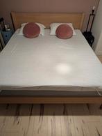 Emma houten tweepersoonsbed (200x180), Huis en Inrichting, Slaapkamer | Bedden, Ophalen, Tweepersoons, Zo goed als nieuw, 180 cm