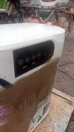 WESEN Boiler 30 Liter Electrisch 2000 Watt - Energielabel A, Doe-het-zelf en Verbouw, Geisers en Boilers, Gebruikt, 20 tot 100 liter