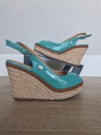 Turquoise sleehak maat:37, Ophalen of Verzenden, Zo goed als nieuw, Blauw, Sandalen of Muiltjes