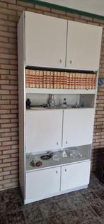 Witte jaren 70 kast, Ophalen, Gebruikt