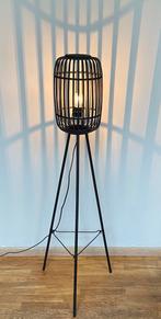 Brilliant Woodrow vloerlamp, Huis en Inrichting, Lampen | Vloerlampen, 100 tot 150 cm, Ophalen of Verzenden, Zo goed als nieuw