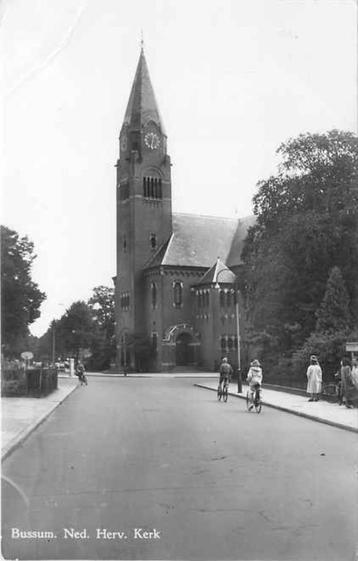 (301-020-023) Bussum Kerk beschikbaar voor biedingen