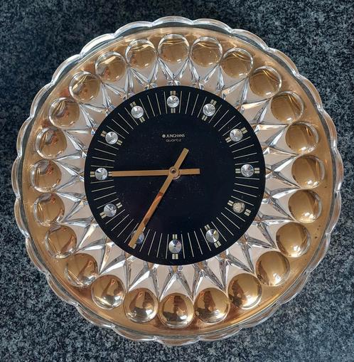 Vintage Junghans quartz wandklok Jr' 70, Antiek en Kunst, Antiek | Klokken, Ophalen of Verzenden