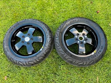 Vespa GTS 300 / 250 / 125 Velgen zwart Wielen incl banden beschikbaar voor biedingen