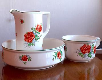 Antiek, bijzonder fraai gedecoreerd lampetstel. beschikbaar voor biedingen