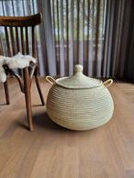Afrikaanse mand creme kleur zeegras handgemaakt in Senega, Huis en Inrichting, Woonaccessoires | Schalen en Manden, Mand, Rond