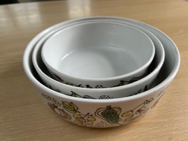 Rörstrand Sweden NEST schalen PRIJSWIJZIGING!, Huis en Inrichting, Keuken | Servies, Gebruikt, Schaal of Schalen, Overige stijlen