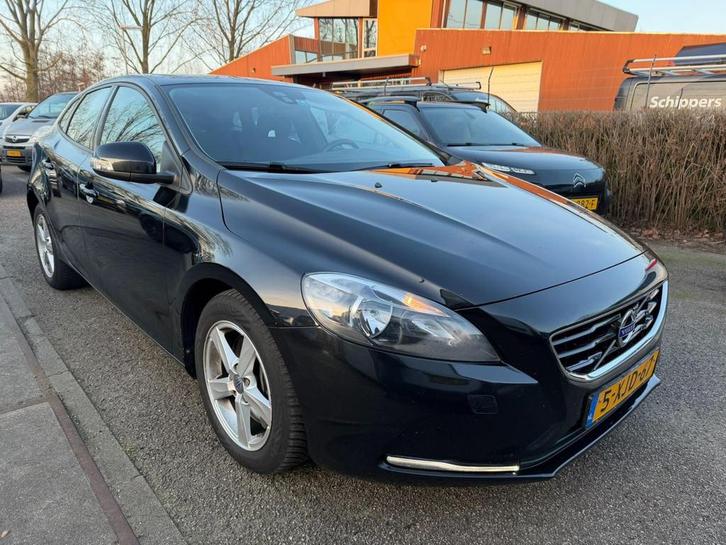 Volvo V40 2.0 D4 Base Business, Auto's, Volvo, Bedrijf, Te koop, V40, ABS, Airbags, Airconditioning, Boordcomputer, Centrale vergrendeling