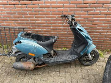 Zip 2000 zonder 123 voor onderdelen of 125 - 180 project beschikbaar voor biedingen