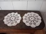 twee vintage Frans brocante gehaakte kleedjes dromenvangers, Antiek en Kunst, Verzenden