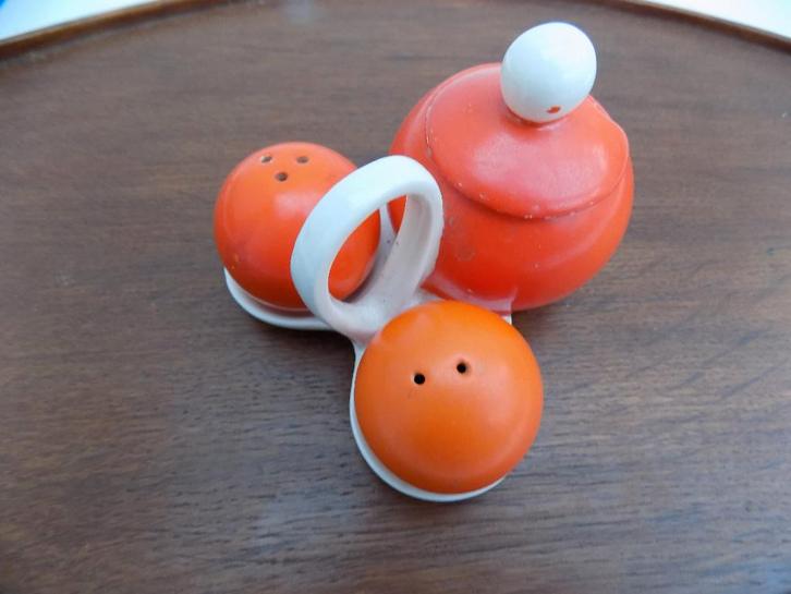 Goebel peper zout stel mosterdpotje vintage retro gemerkt, Verzamelen, Overige Verzamelen, Gebruikt, Ophalen of Verzenden