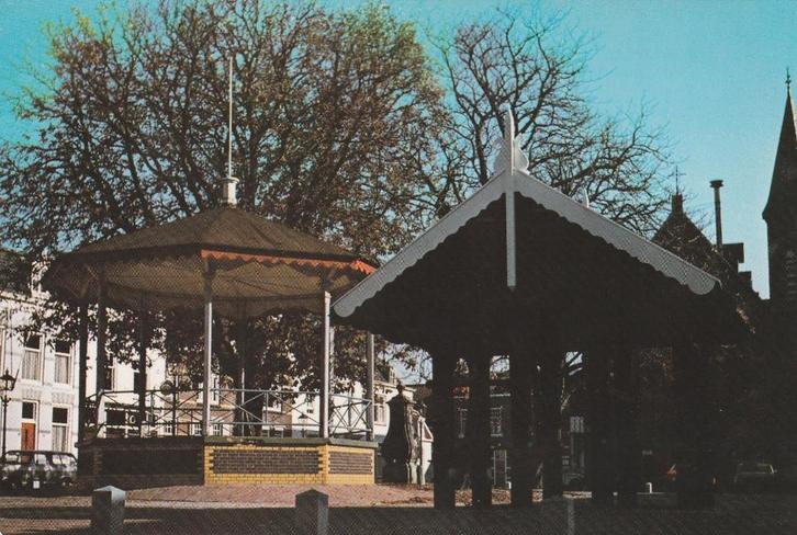 THOLEN Markt met Hoefstal, Verzamelen, Ansichtkaarten | Nederland, Ongelopen, Zeeland, 1980 tot heden, Verzenden
