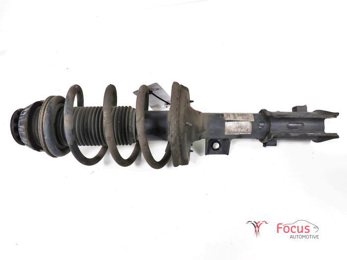 Schokdemperpoot rechts-voor van een Hyundai I20, Ophalen of Verzenden, 12 maanden garantie, Gebruikt, Hyundai