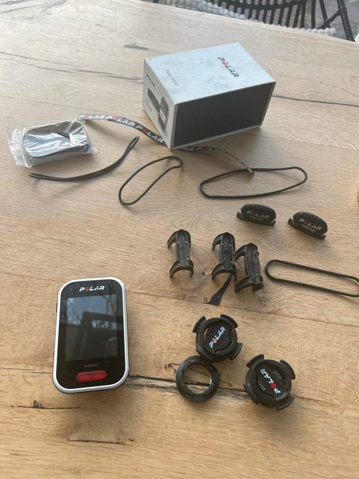 Polar V650 Fietscomputer met sensors, Fietsen en Brommers, Fietsaccessoires | Fietscomputers, Gebruikt, Ophalen of Verzenden