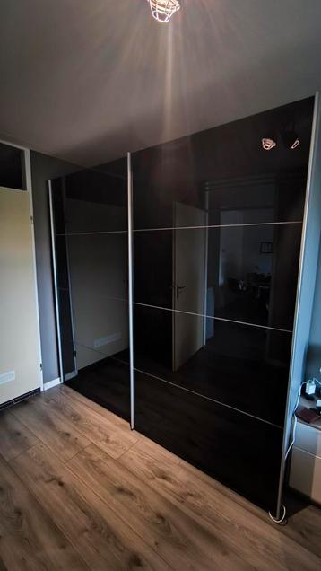 Ikea Pax Kast - Ruimtebesparend en Stijlvol!