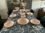 ZACHT ROSE EETSERVIES, Antiek en Kunst, Antiek | Servies compleet, Ophalen
