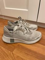 Nike grijze dames sportschoenen - maat 40, Kleding | Dames, Ophalen, Sportschoenen, Nike, Grijs