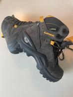 Lowa maat 31 NIEUW bergschoenen kind wandelschoenen tip, Ophalen of Verzenden, Nieuw, Schoenen