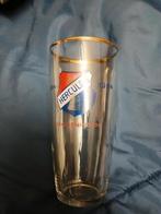 Unieke verzameling bierglazen voetbalclubs, Verzamelen, Glas en Borrelglaasjes, Ophalen, Zo goed als nieuw, Bierglas