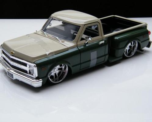 Nieuw modelauto Chevrolet Cheyenne c10 – Jada Toys 1:24, Hobby en Vrije tijd, Modelauto's | 1:24, Nieuw, Auto, Jada, Ophalen of Verzenden