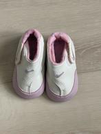 Baby schoentjes nike maat 16, Jongetje of Meisje, Ophalen of Verzenden, Nike, Gebruikt