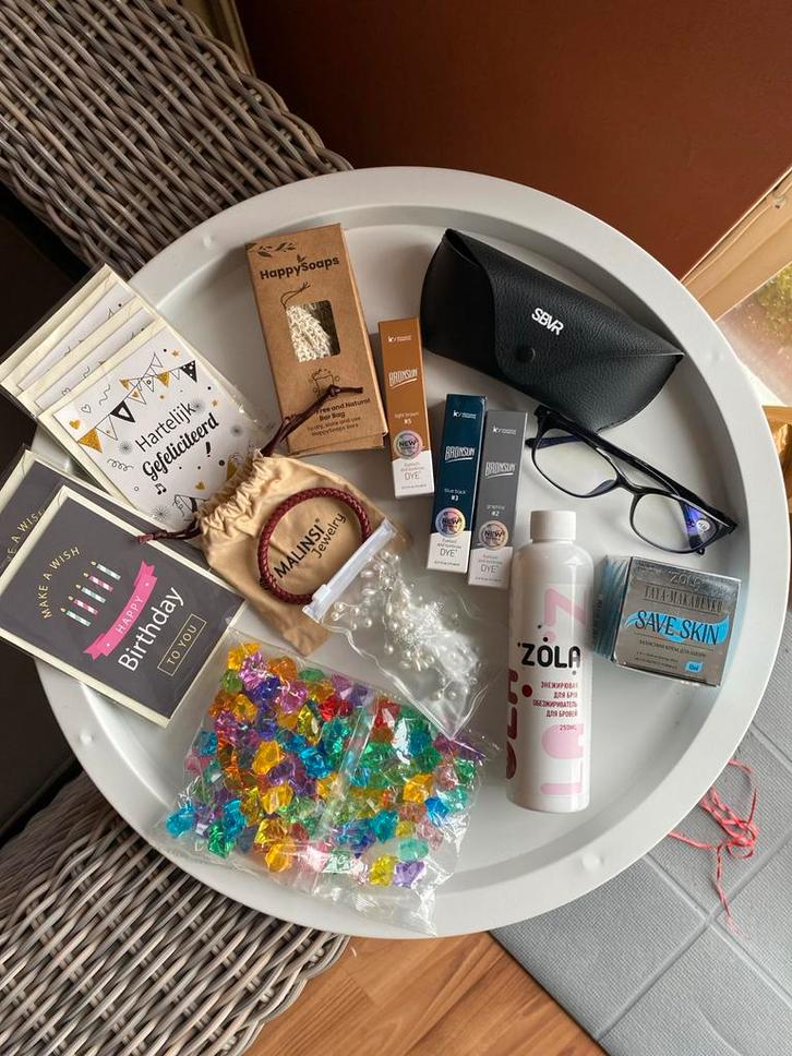 Eyebrow color, eyebrow cream, wedding accesories, glasses, Sieraden, Tassen en Uiterlijk, Uiterlijk | Cosmetica en Make-up, Nieuw