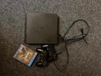 PlayStation 4 met 2 controllers en gratis spel, Ophalen of Verzenden, Gebruikt
